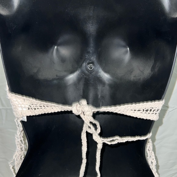 SHEIN Sandy-Colored, Tie-On Crochet Halter top - Picture 2 of 2